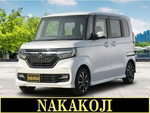 Honda N-Box 2018 photo 2
