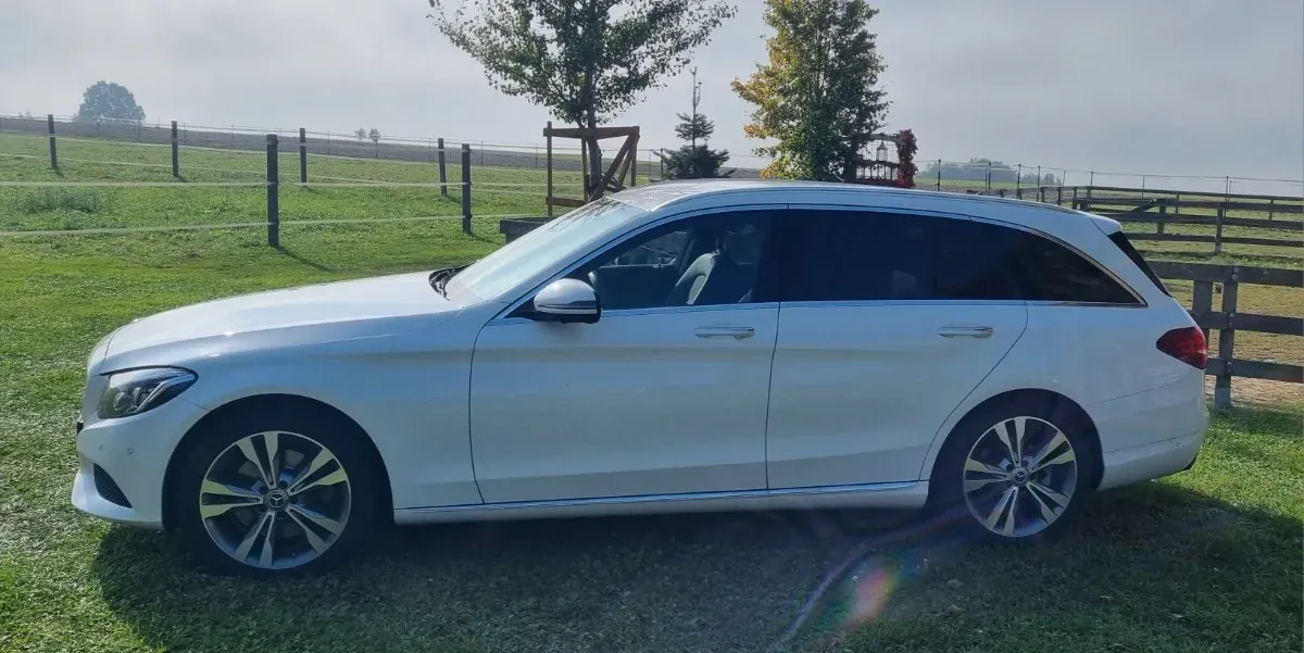 Mercedes-Benz C-Class 2018 photo 3