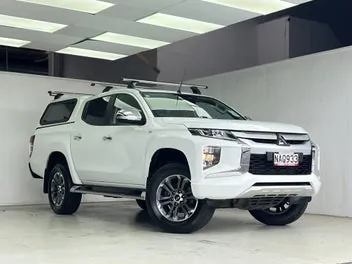 Mitsubishi Triton 2020 photo 2