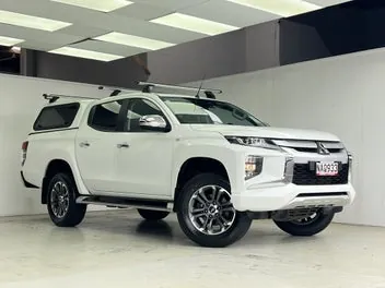 Mitsubishi Triton 2020 photo 5