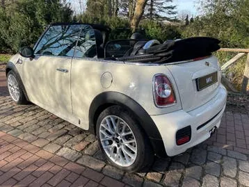 Mini Cooper S 2014 photo 2