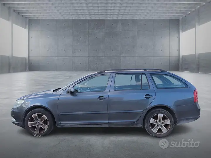 Skoda Octavia 2012 photo 4