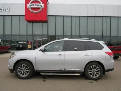 Nissan Pathfinder 2014 photo 2