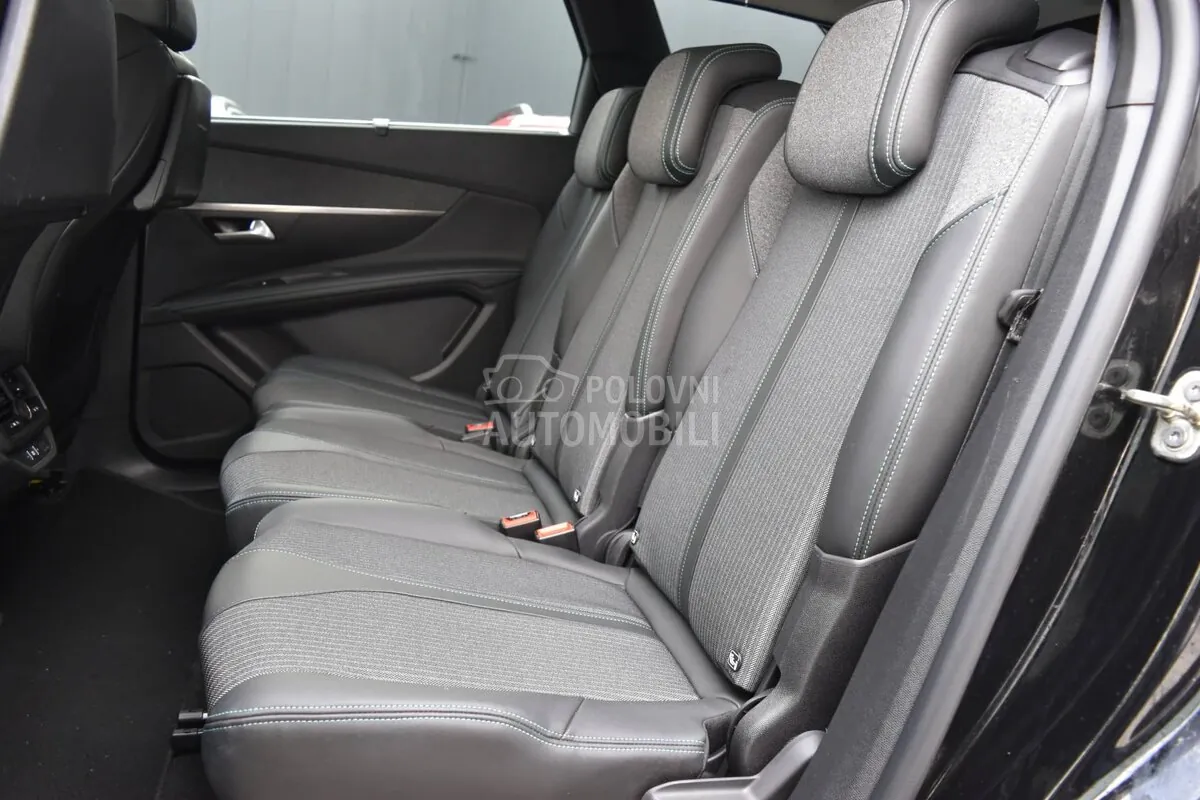 Peugeot 5008 2021 photo 4