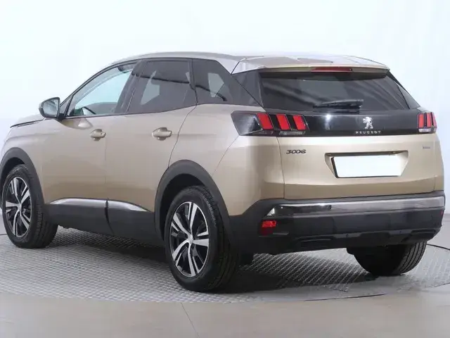 Peugeot 3008 2017 photo 3