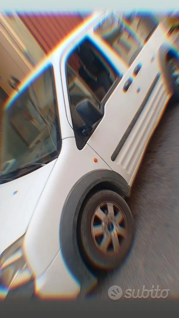 Ford Tourneo Connect 2009 photo 2