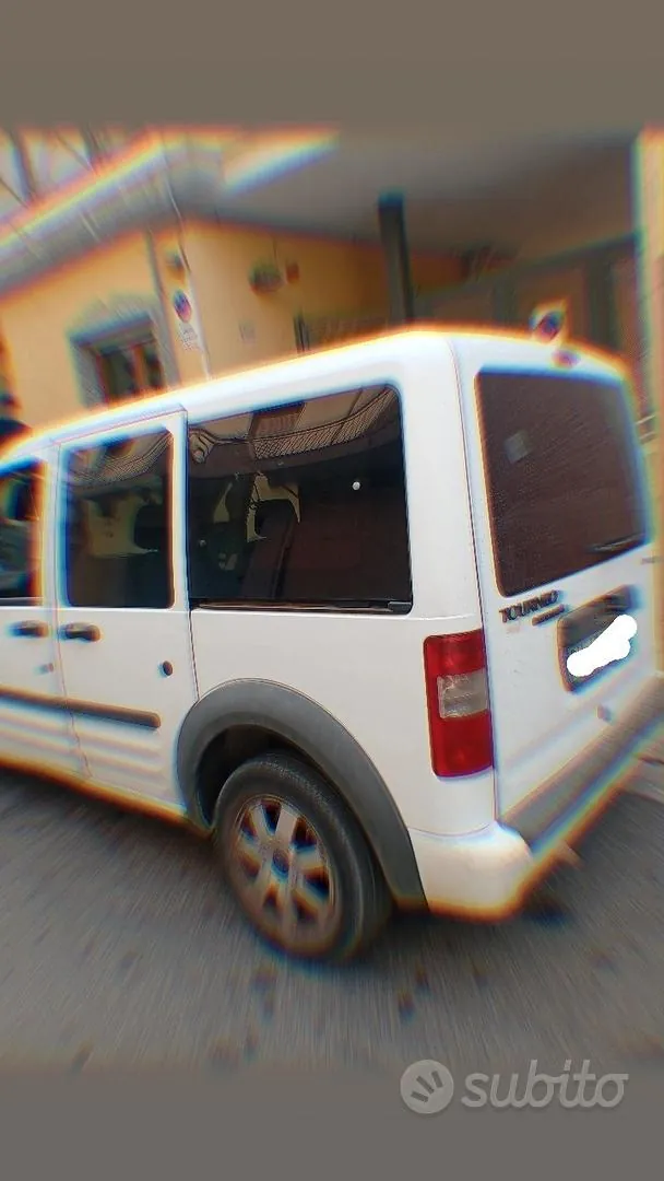 Ford Tourneo Connect 2009 photo 4