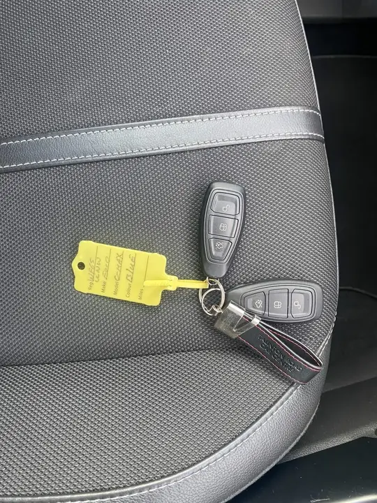 Ford C-Max 2015 photo 4