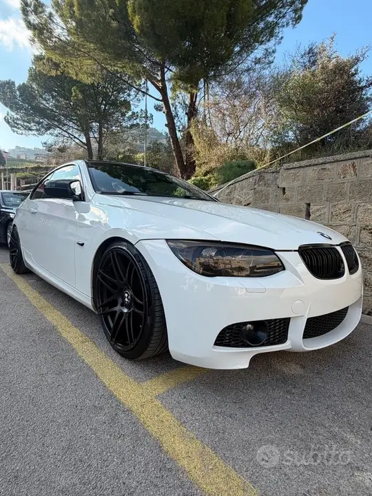 BMW 320D 2010 photo 3