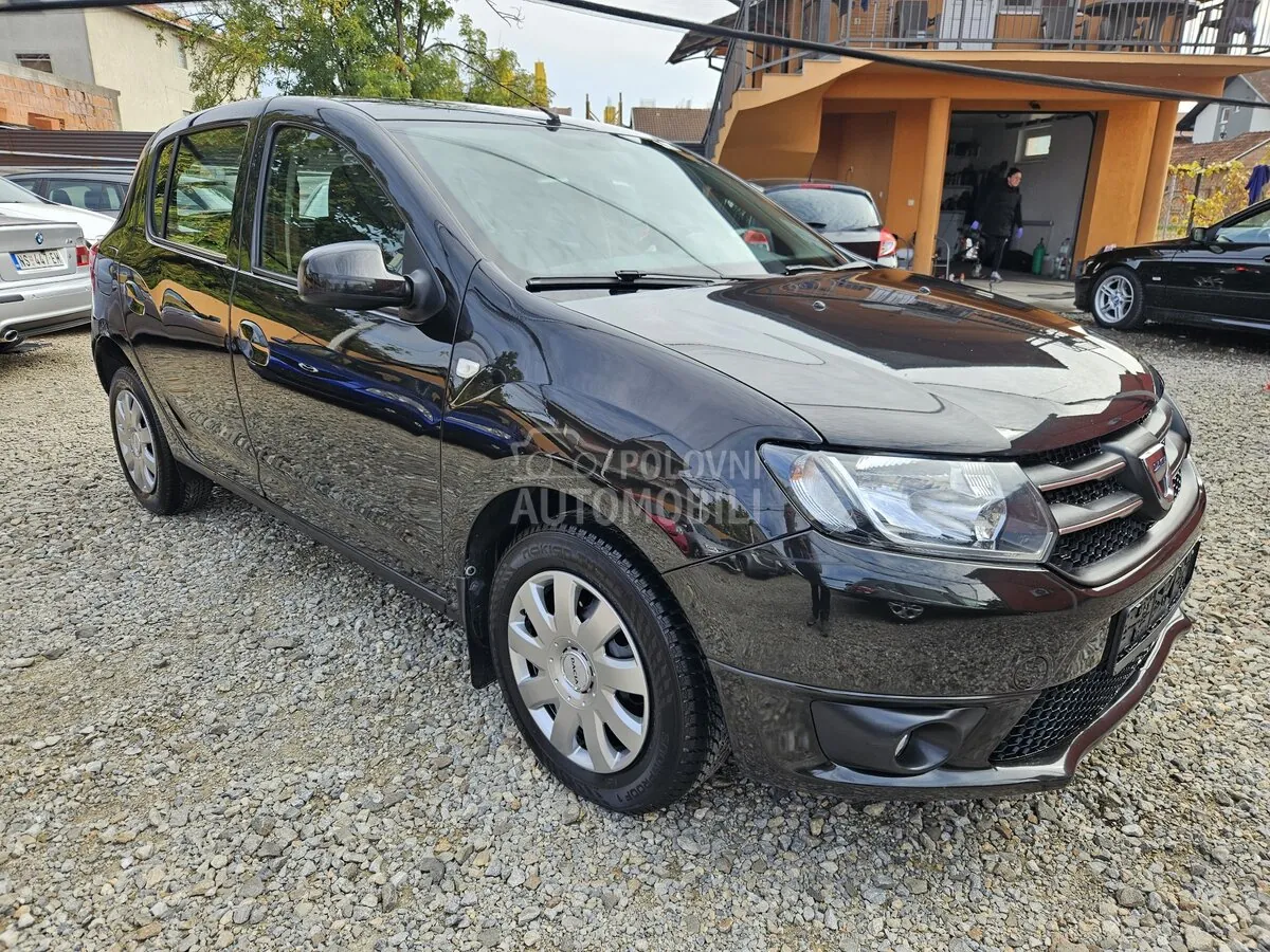 Dacia Sandero 2015 photo 3