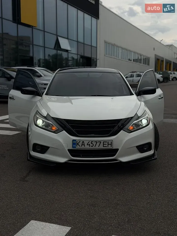 Nissan Altima
