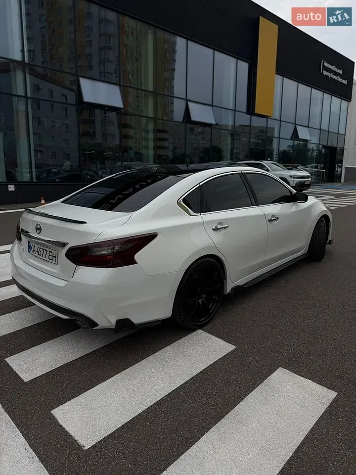 Nissan Altima 2018 photo 5