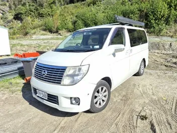 Nissan Elgrand 2006 photo 3