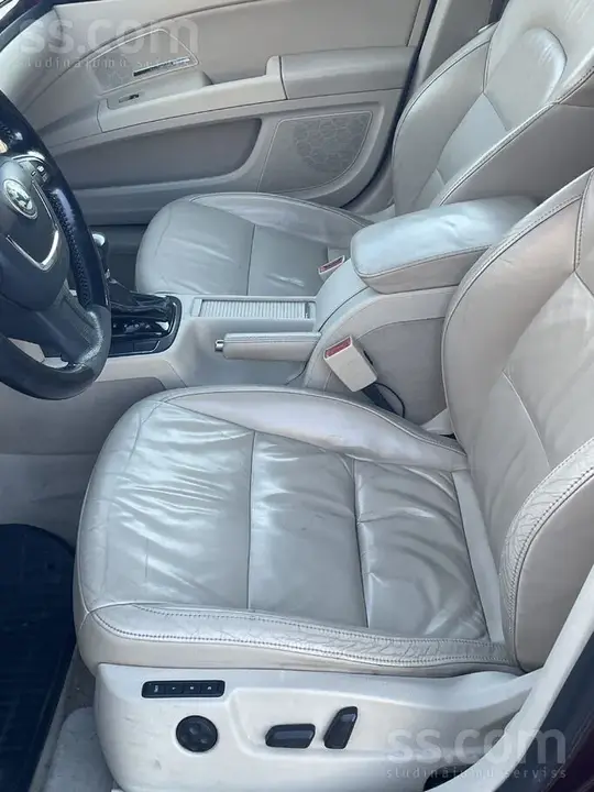 Skoda Superb 2009 photo 5