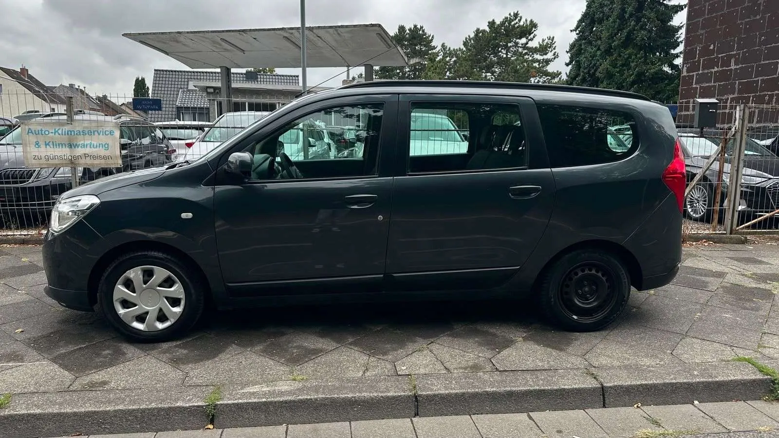Dacia Lodgy 2012 photo 4
