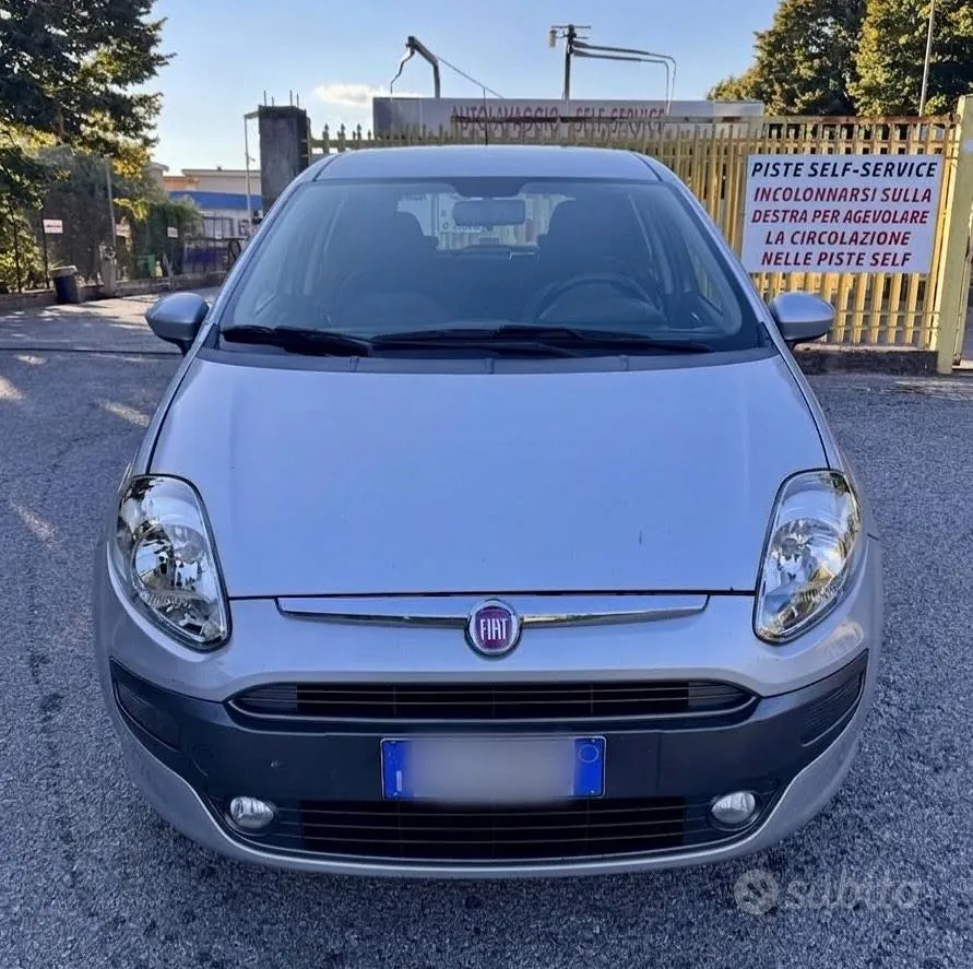 Fiat Punto 2014 photo 2