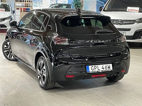 Peugeot 208 2024 photo 2
