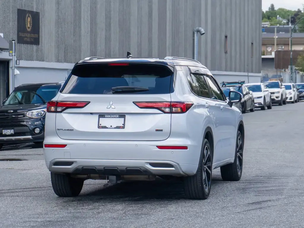 Mitsubishi Outlander 2024 photo 5