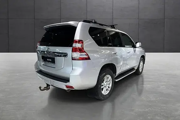 Toyota Land Cruiser 2014 photo 5