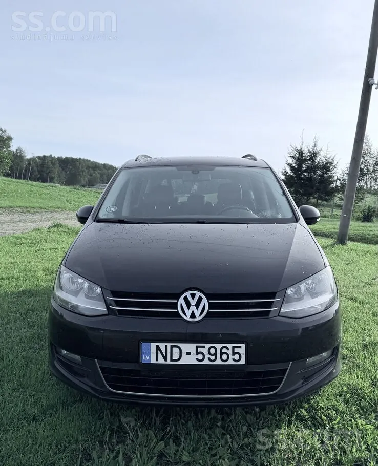 Volkswagen Sharan 2015 photo 2