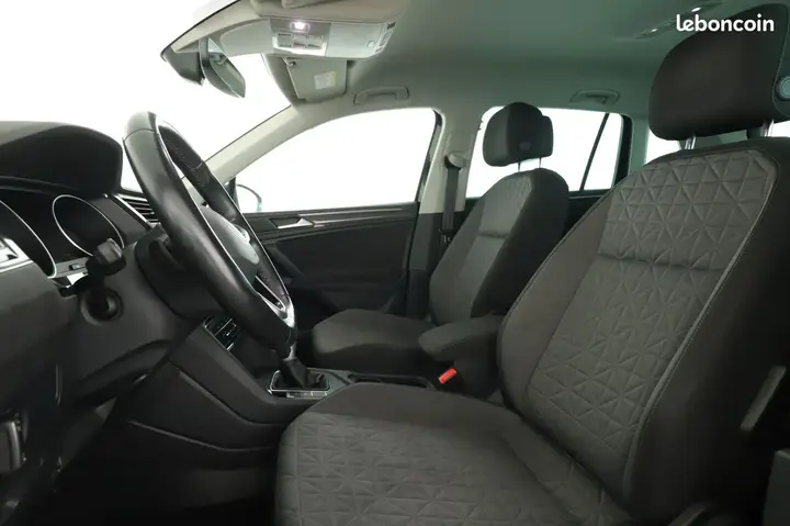 Volkswagen Tiguan 2023 photo 5