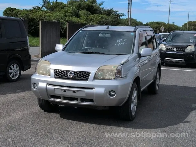 Nissan Xtrail 2005 photo 2