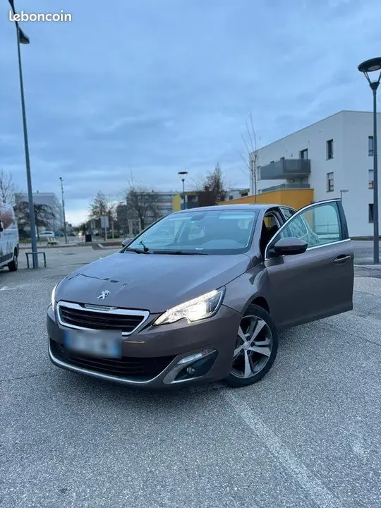 Peugeot 308