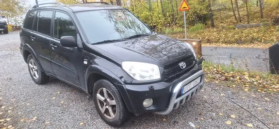 Toyota Rav4 2004 photo 4