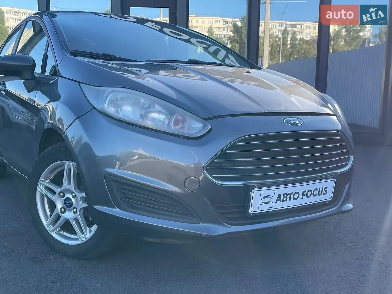Ford Fiesta 2019 photo 2