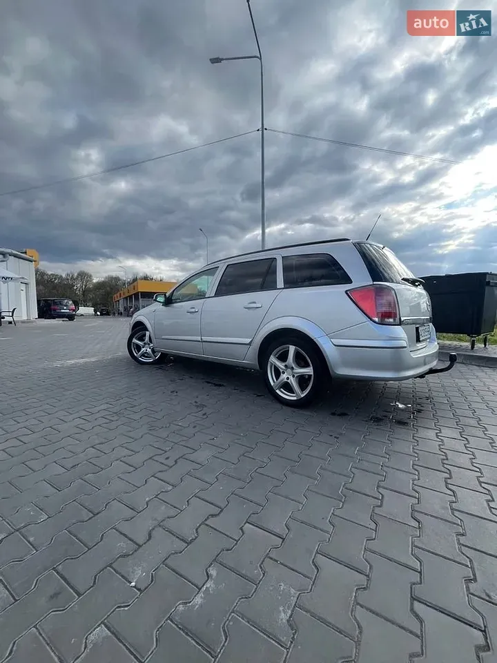 Opel Astra 2006 photo 4