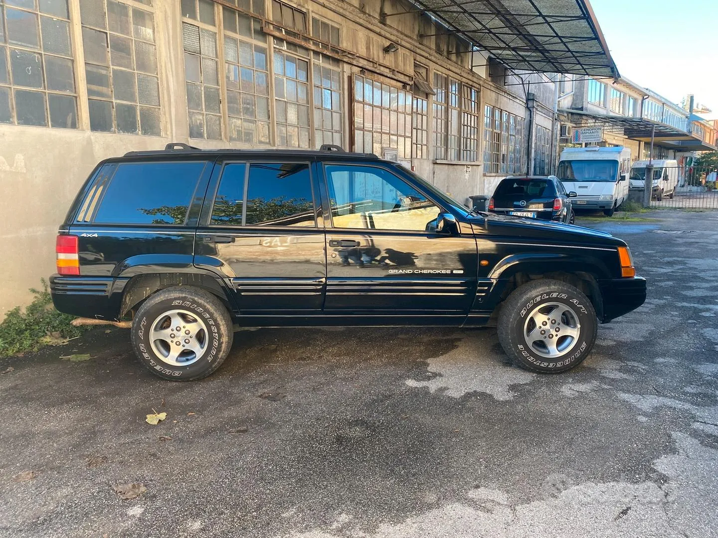Jeep Grand Cherokee 1997 photo 3