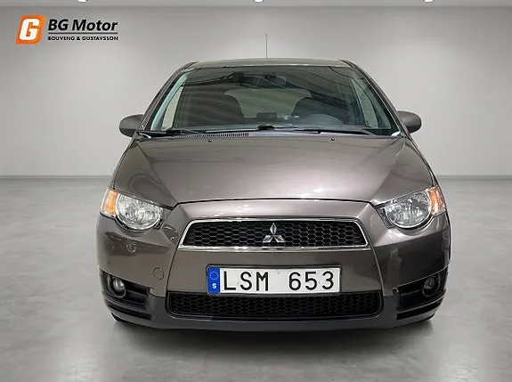 Mitsubishi Colt 2011 photo 4
