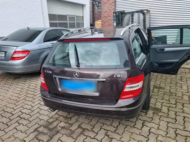 Mercedes-Benz C220 W204