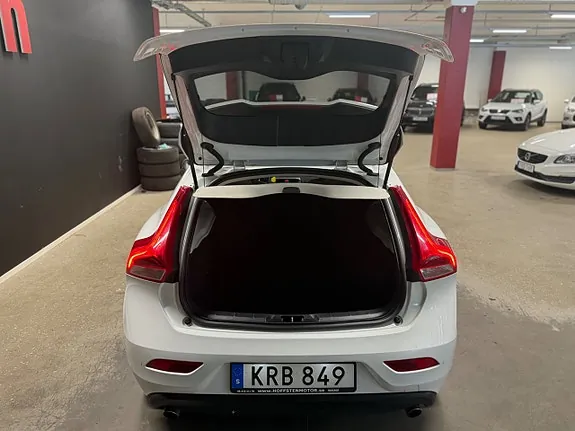 Volvo V40 2015 photo 5
