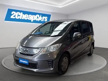 Honda Freed 2012 photo 2