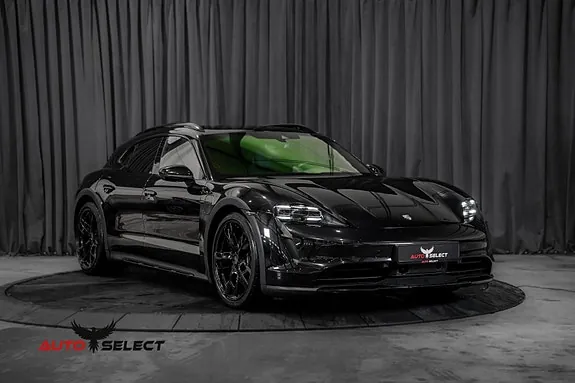 Porsche Taycan 4