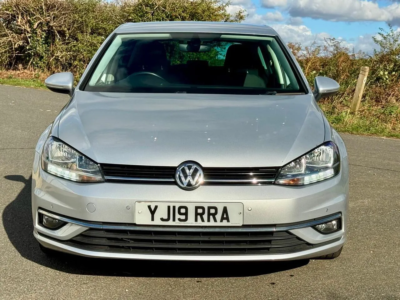 Volkswagen Golf 2019 photo 2