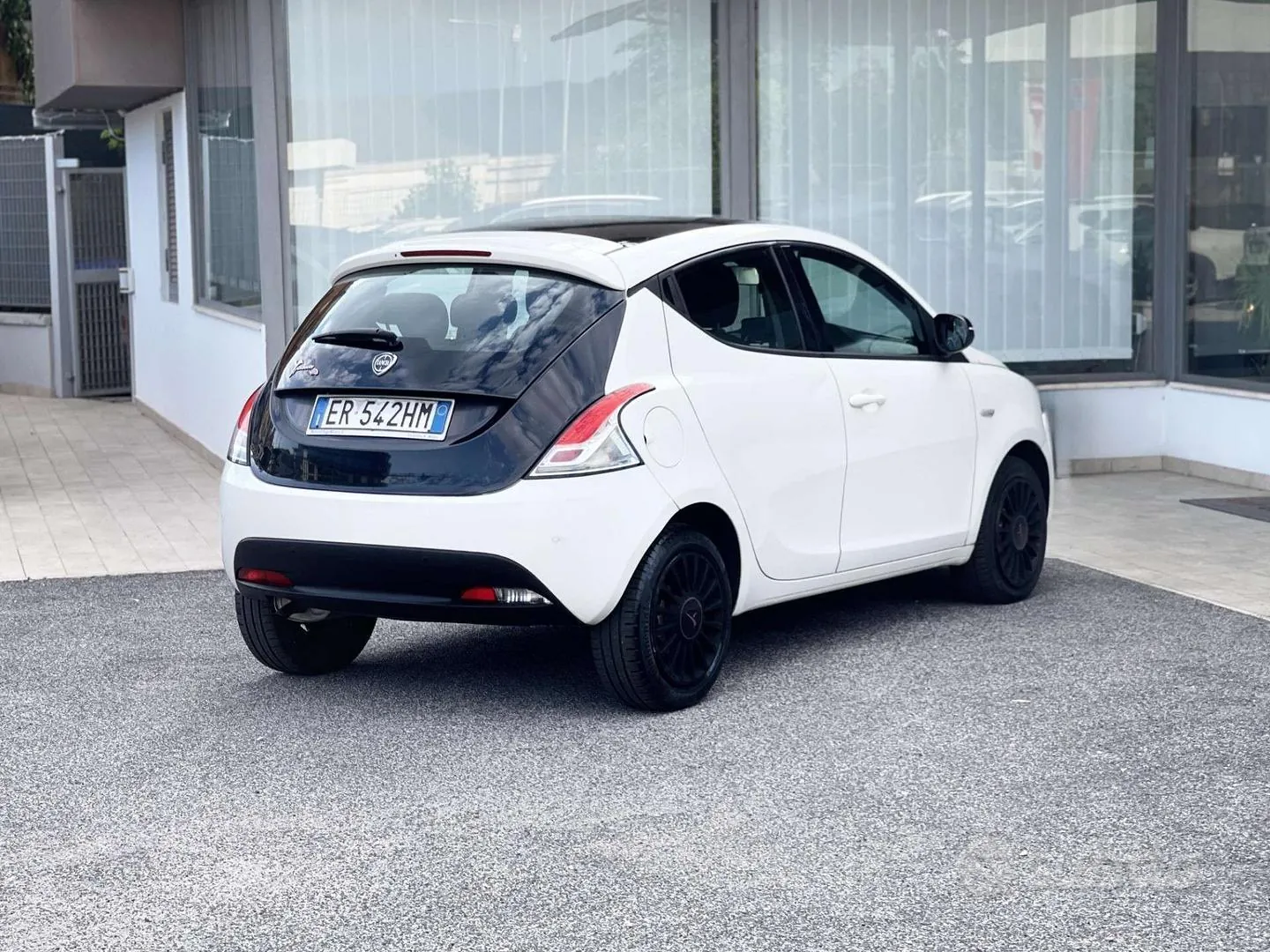 Lancia Ypsilon 2013 photo 5