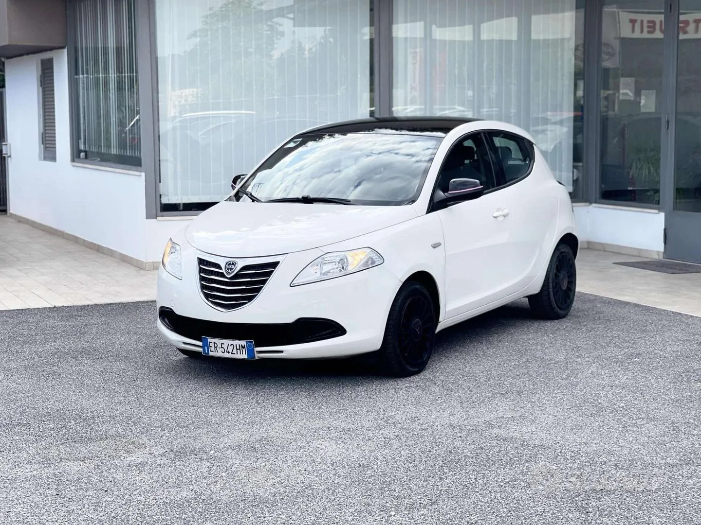Lancia Ypsilon 2013 photo 3