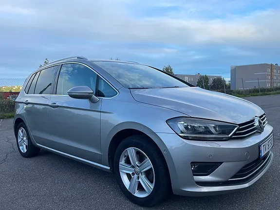 Volkswagen Golf Sportsvan 2015 photo 4