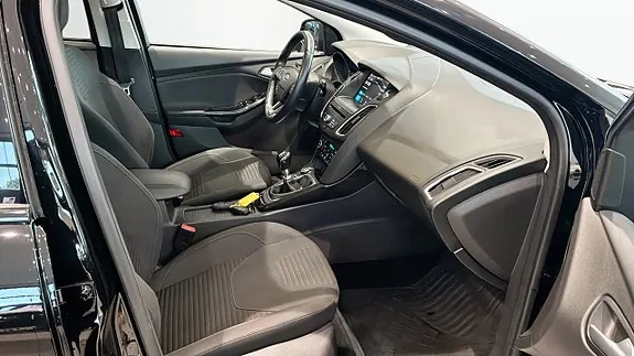 Ford Focus 2017 photo 3
