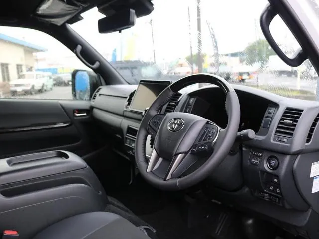 Toyota Hiace 2026 photo 4