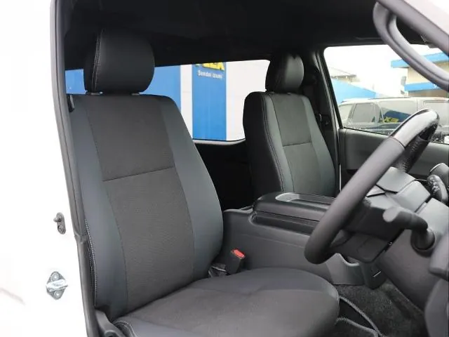 Toyota Hiace 2026 photo 5
