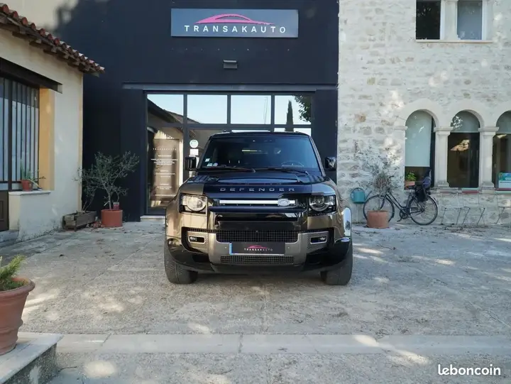 Land Rover Defender 2020 photo 3