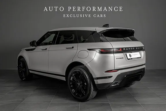 Land Rover Range Rover Evoque 2026 photo 2