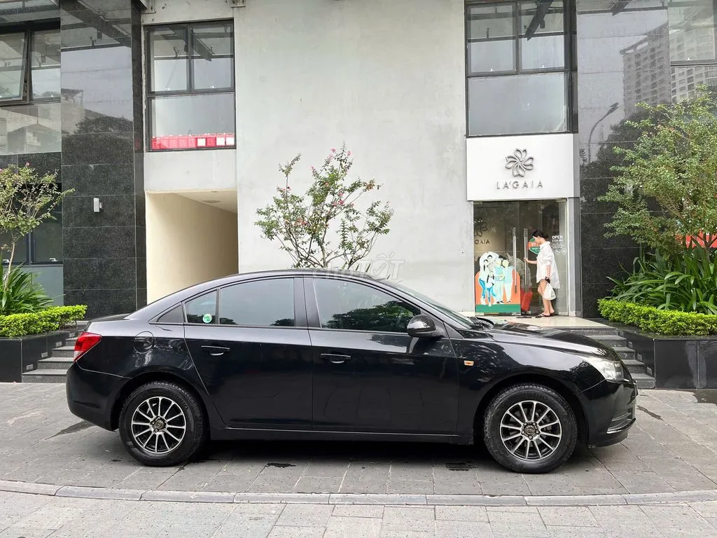 Daewoo Lacetti 2010 photo 2