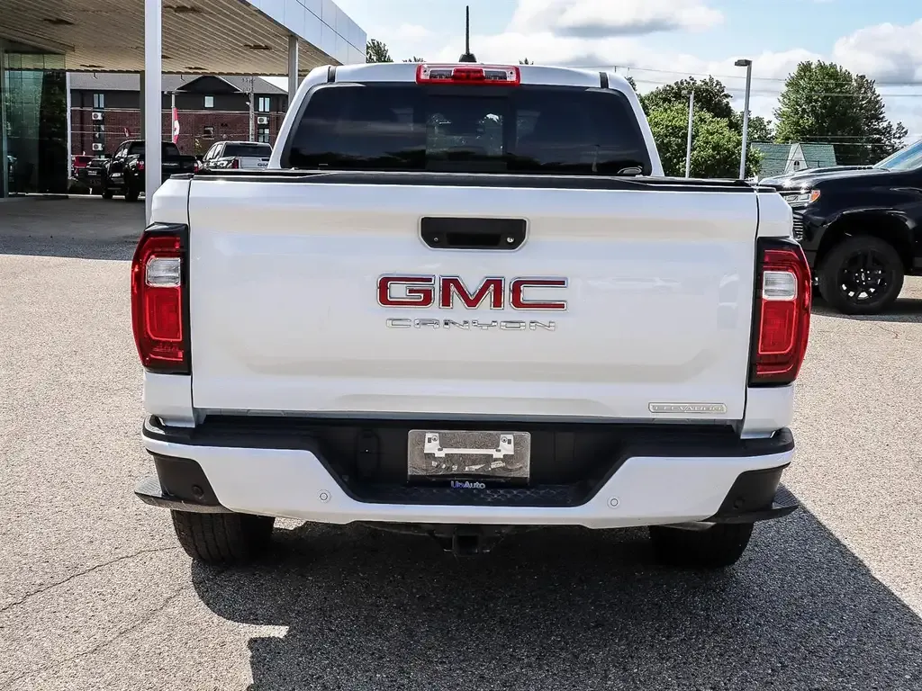 GMC Canyon 2025 photo 4