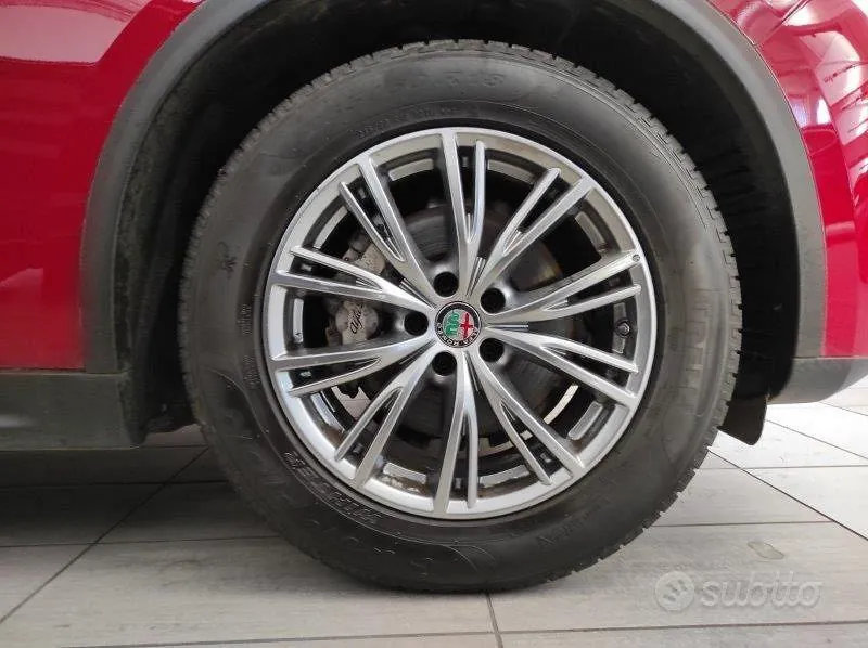 Alfa Romeo Stelvio 2021 photo 4