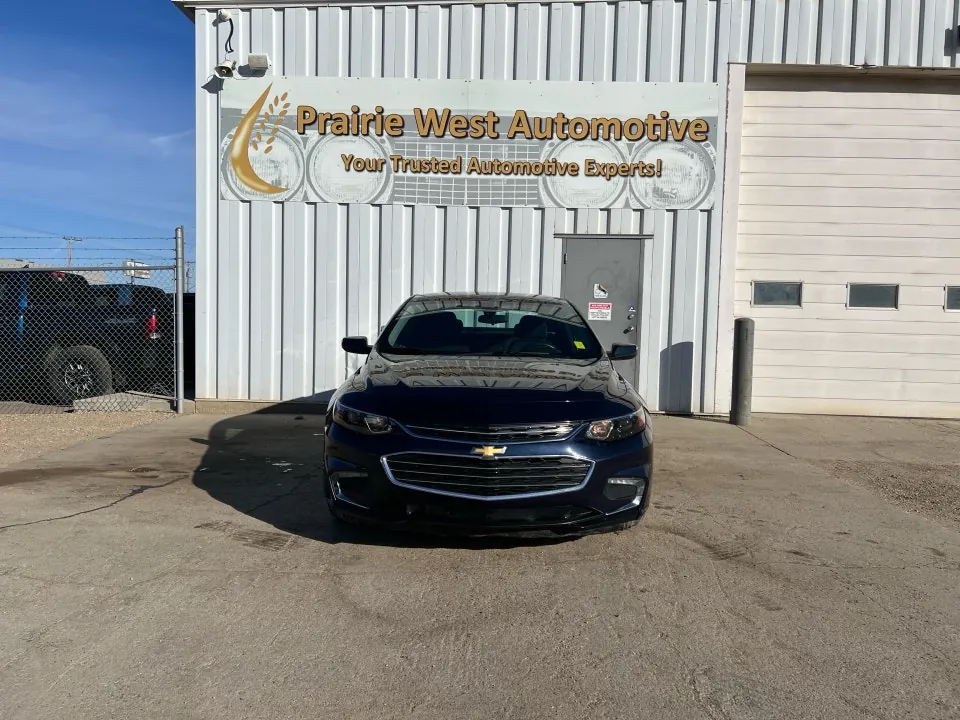 Chevrolet Malibu 2017 photo 2