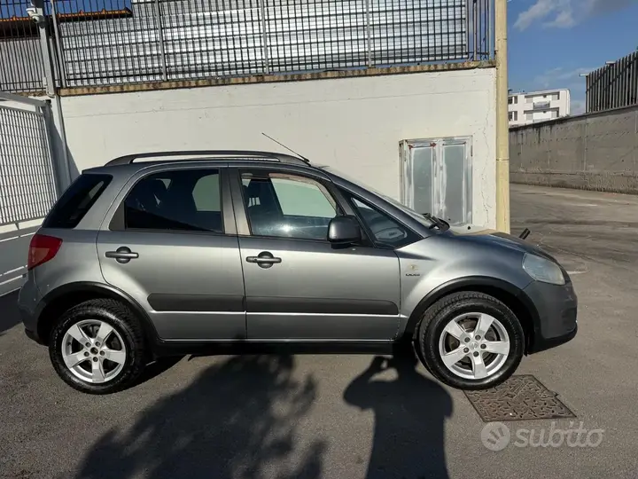 Suzuki Sx4 2010 photo 4